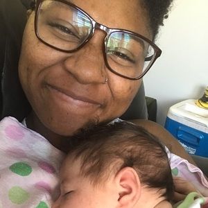 Meet your Posher, Iris
